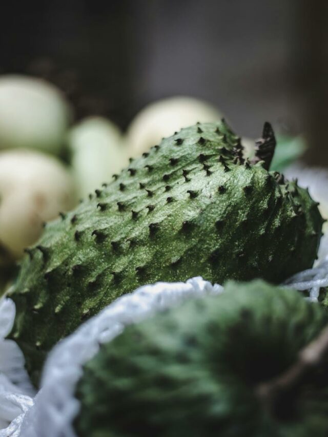 How To Eat Soursop Fruit?