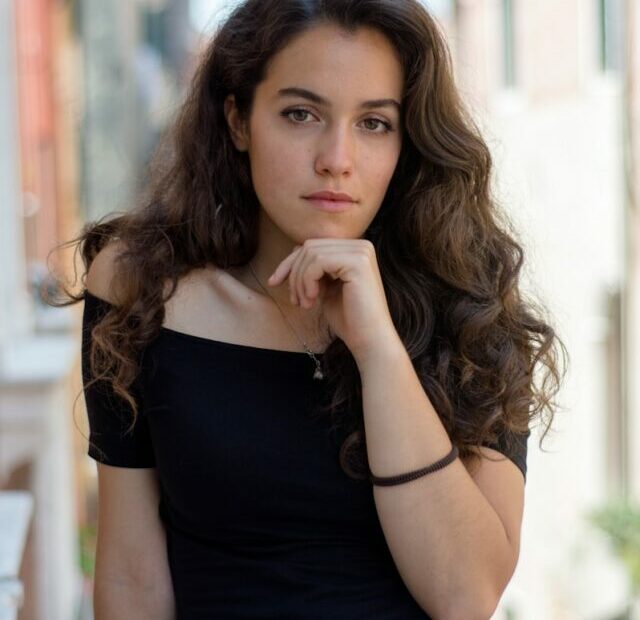 3 Reasons You Should 'Never' Chase A Woman